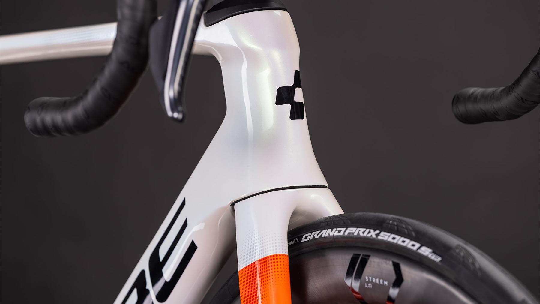 127110-Cube-Litening-AERO-C-68X-Race-teamline-2026-Carbon-Rennrad-05