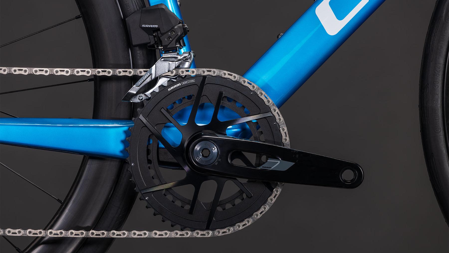 126150-Cube-Agree-C-62-EX-topasblue-n-white-2026-Carbon-Rennrad-04