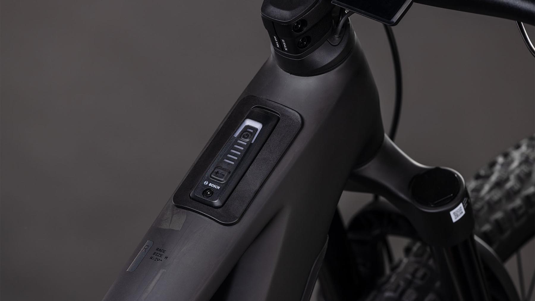 102350-Cube-Stereo-Hybrid-ONE44-HPC-Race-800-blackline-2026-EBike-Fully-Mountainbike-01