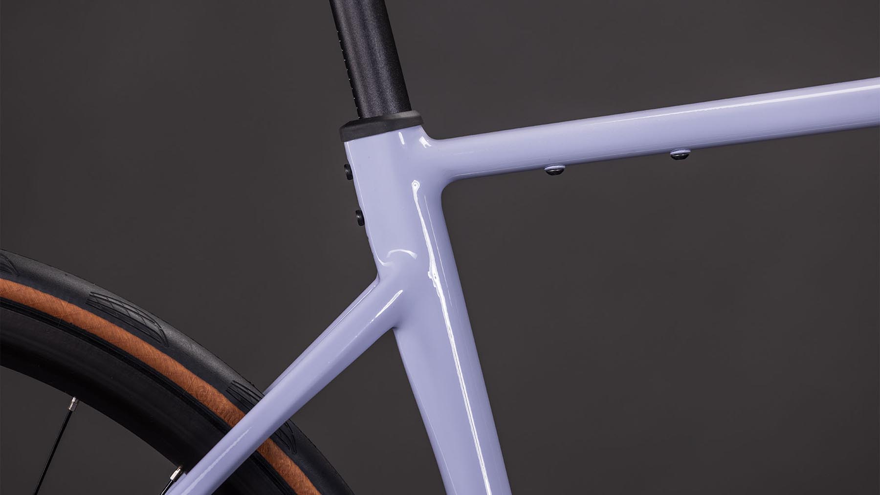 125210-Cube-Attain-Race-cyclamen-n-black-2026-Aluminium-Rennrad-04
