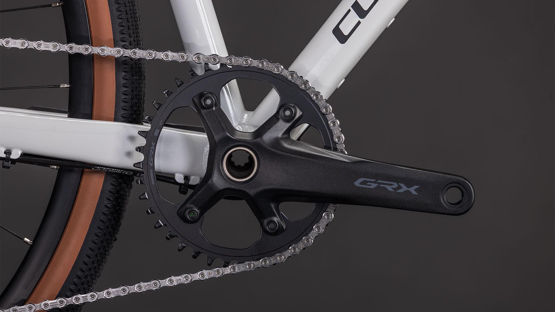 129400-Cube-Nuroad-EX-cotton-n-grey-2026-Gravel-Bike-03
