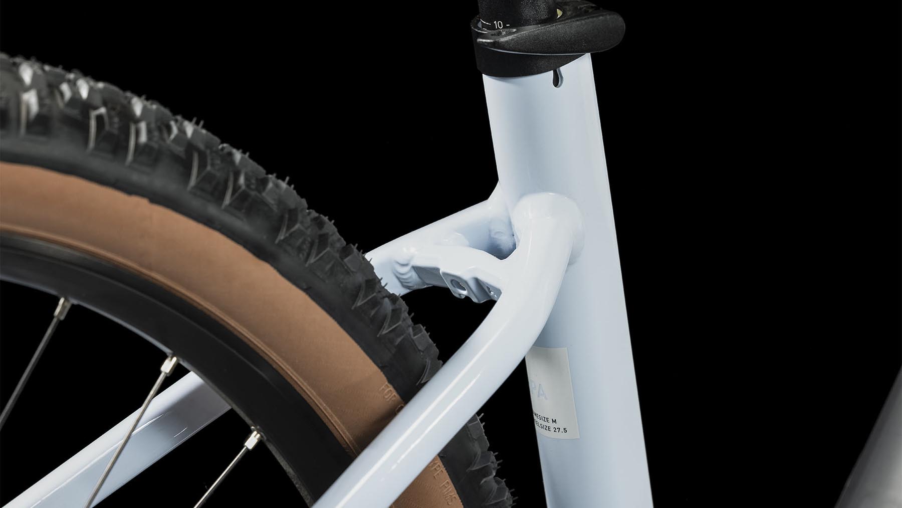 Cube Reaction Hybrid Pro 750 flashwhite n black 2024 - E-Bike Hinterteil Detailbild