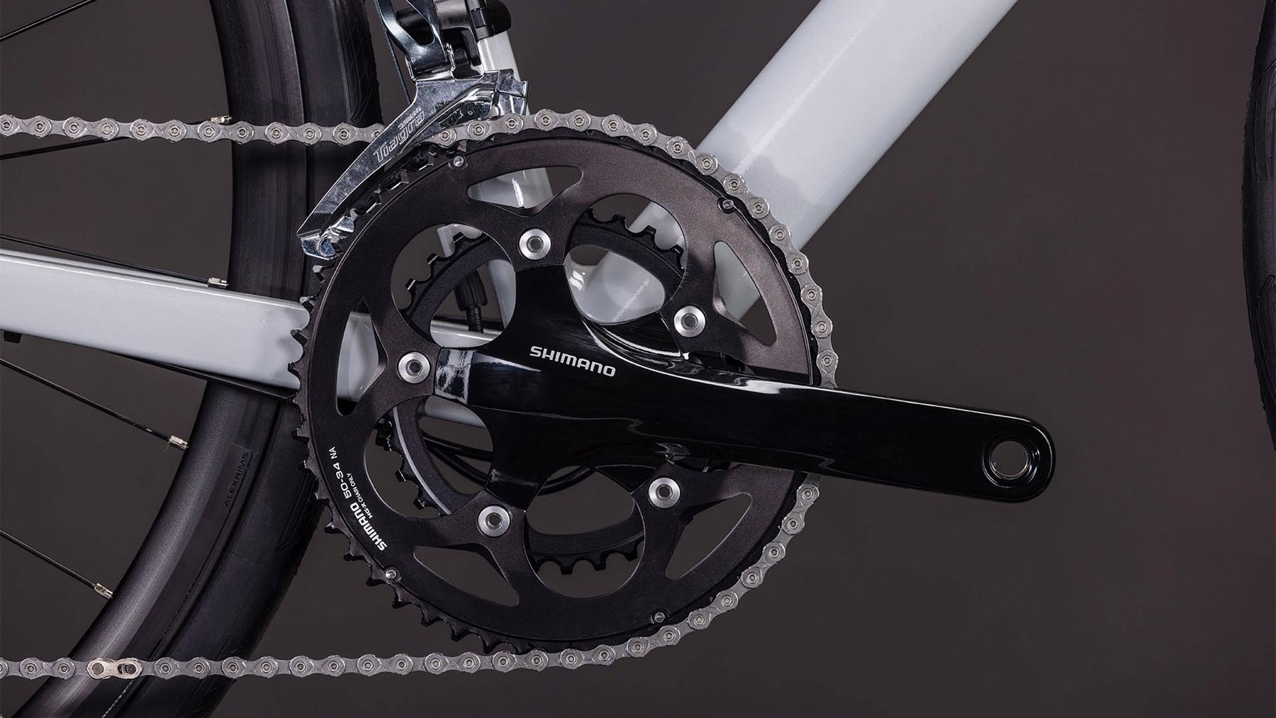 125200-Cube-Attain-Race-foggrey-n-shift-2026-Aluminium-Rennrad-04