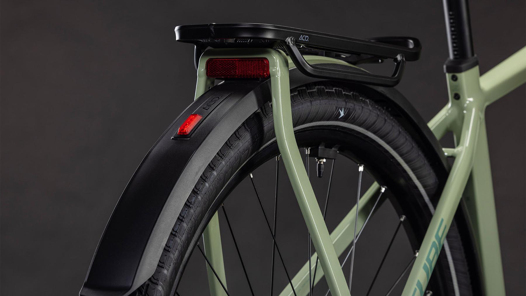 112130-Cube-Kathmandu-Hybrid-ONE-800-pea-n-green-2026-EBike-Trekkingrad-Herren-04
