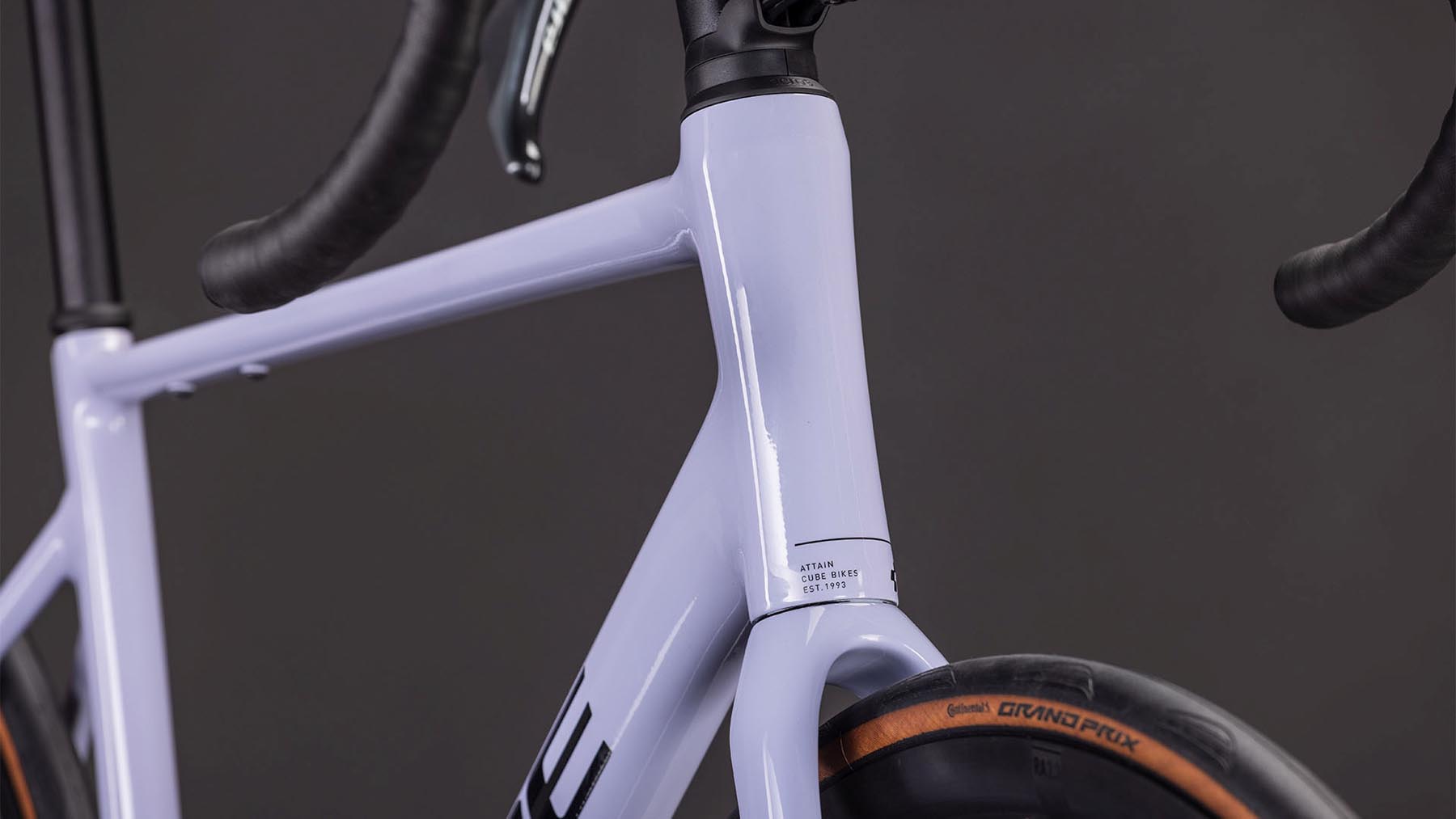 125210-Cube-Attain-Race-cyclamen-n-black-2026-Aluminium-Rennrad-05