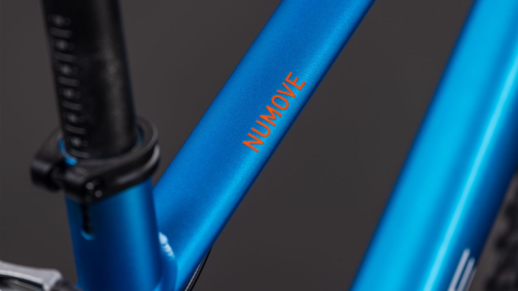 150700-Cube-Numove-240-topasblue-n-nebula-2026-Kinderrad-24-Zoll-02