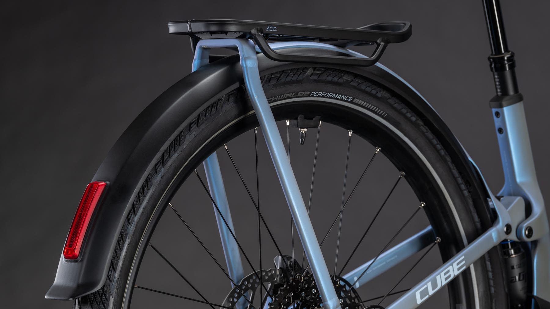 1113512E-Cube-Kathmandu-Hybrid-ONE11-HPC-Pro-800-hazeblue-n-blue-2026-EBike-Trekkingrad-Tiefeinsteiger-05