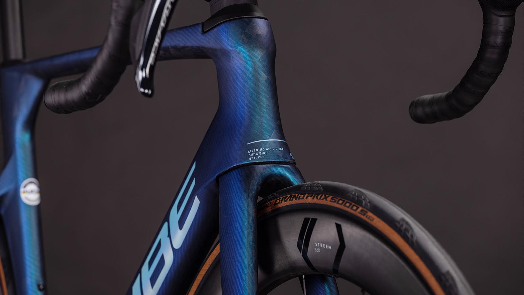 127300-Cube-Litening-AERO-C-68X-SLT-atlantisgrid-n-ice-2026-Carbon-Rennrad-07