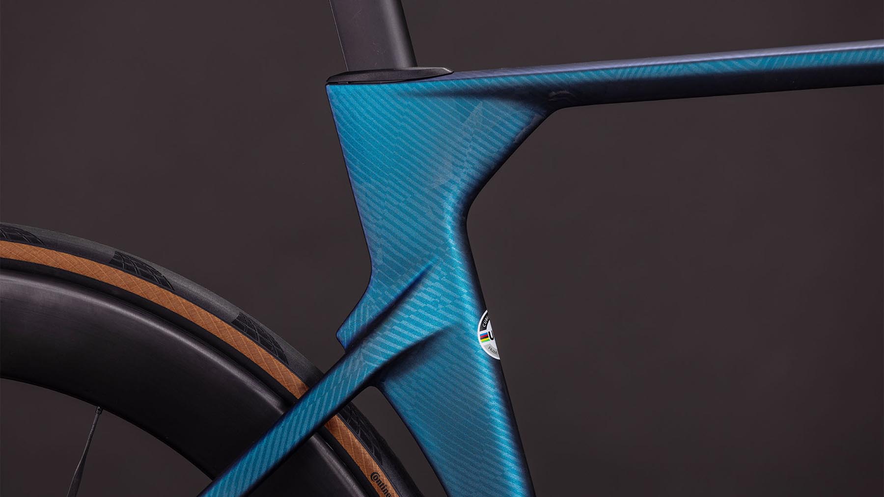 127300-Cube-Litening-AERO-C-68X-SLT-atlantisgrid-n-ice-2026-Carbon-Rennrad-04