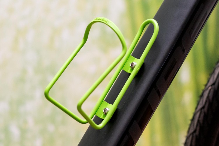 cube bottle cage green