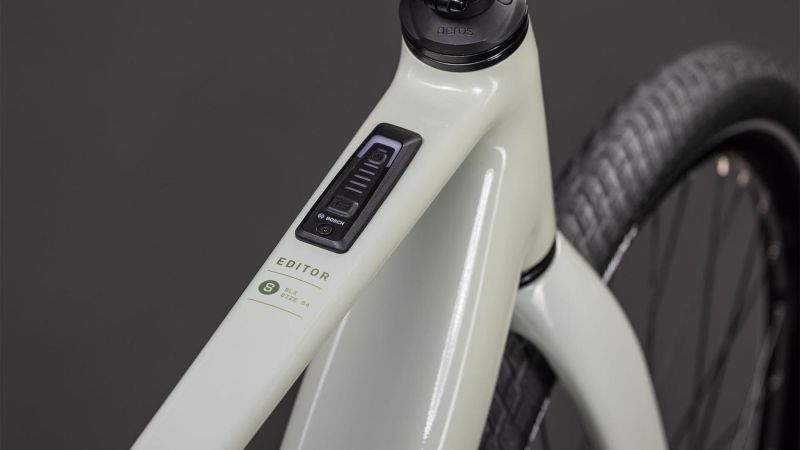 Cube Editor Hybrid SLX 400X reedbeige´n´chrome 2026